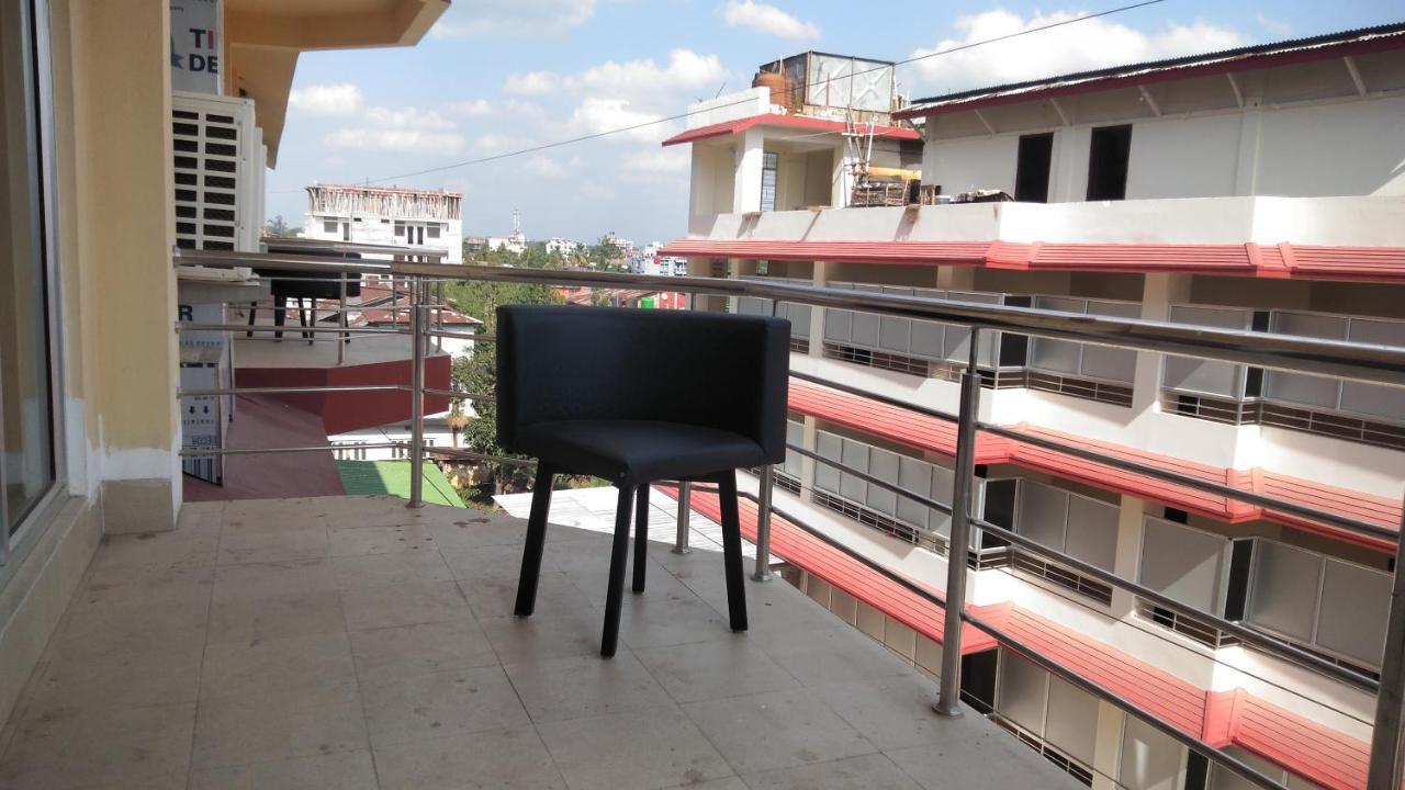 The Four Season Hotel Dimāpur Dış mekan fotoğraf